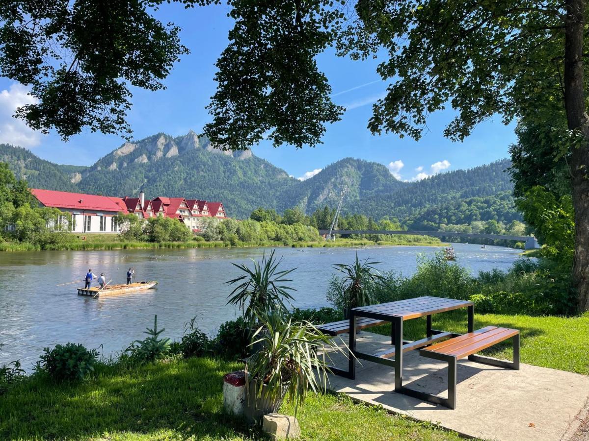 Apartmany Pod Troma Korunami Cerveny Klástor Exterior foto